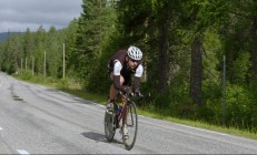 梅西欧冠4强（梅西欧冠攻破36支球队大门）